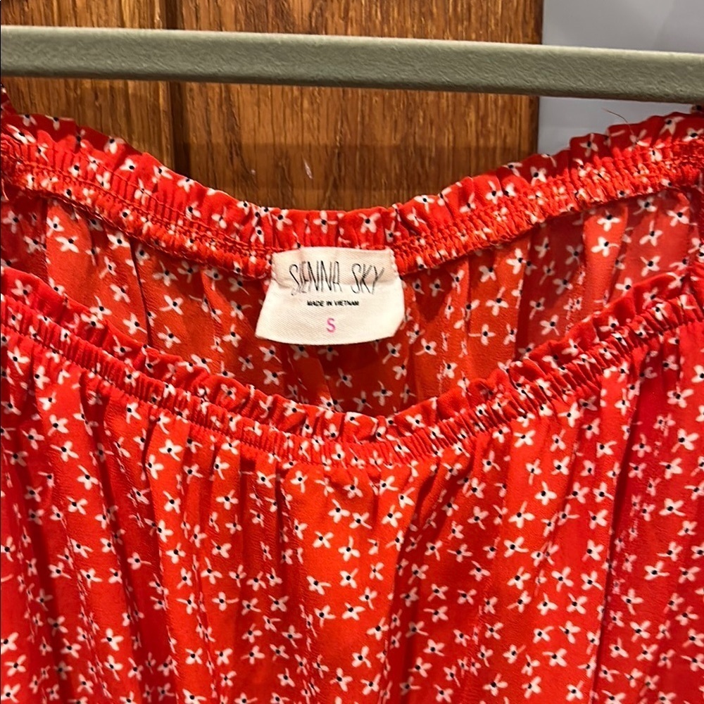 Sienna Sky Red and White Smocked Puff Sleeve Blouse​​​​ - Picture 2 of 6